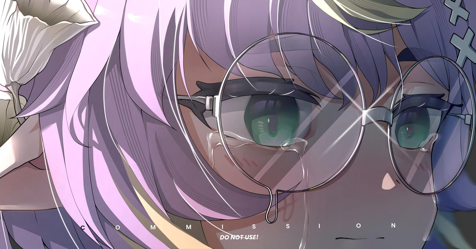 adamine - Eyes Close Up